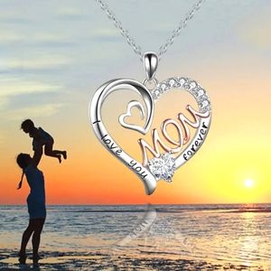 Beautiful Mom necklace!